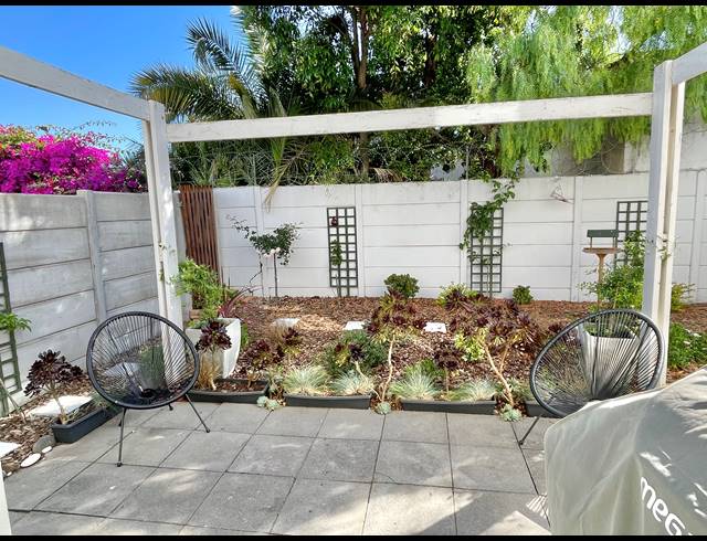 2 BEDROOM APARTMENT SOLD IN WEST BEACH